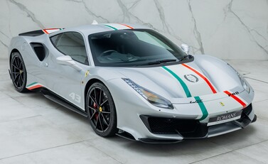 Ferrari 488 Pista Piloti 8