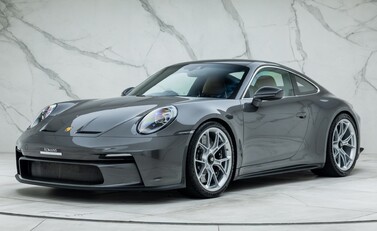 Porsche 911 GT3 TOURING (992) 1