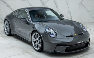 Porsche 911 GT3 TOURING (992) 8