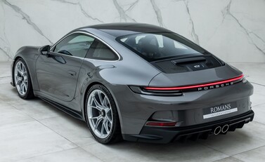 Porsche 911 GT3 TOURING (992) 9