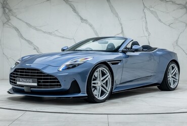 Aston Martin DB12 VOLANTE