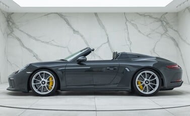 Porsche 911 SPEEDSTER (991) 3