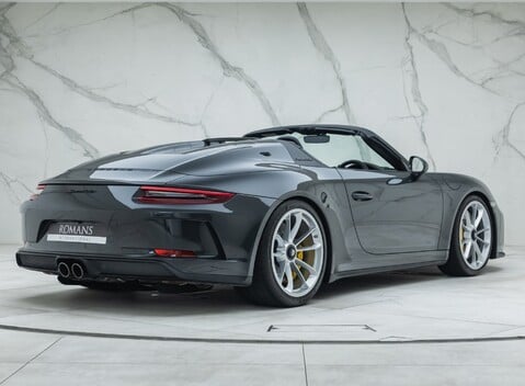 Porsche 911 SPEEDSTER (991) 6