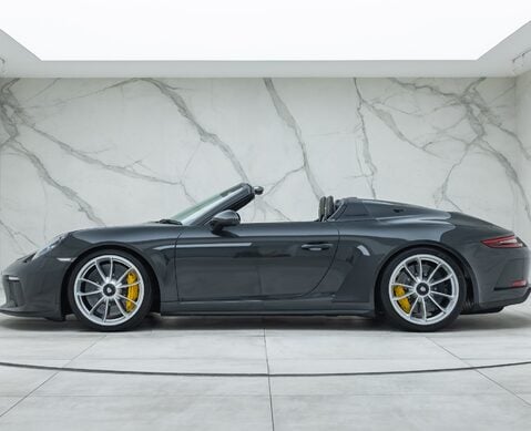 Porsche 911 SPEEDSTER (991)
