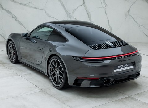 Porsche 911 Carrera 4S (992) 9