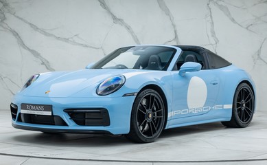 Porsche 911 Targa 4 GTS (992)