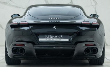 Ferrari Roma 5