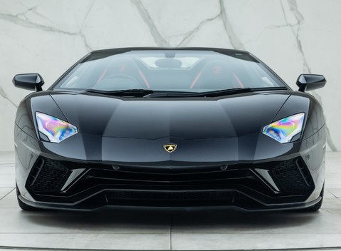 Lamborghini Aventador LP 740-4 S Roadster 7