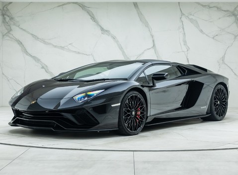 Lamborghini Aventador LP 740-4 S Roadster 2