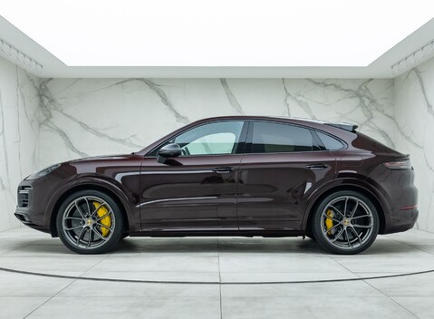 Porsche Cayenne TURBO S E-Hybrid Coupe 2