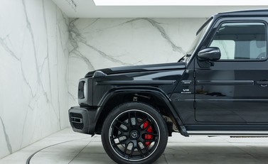 Mercedes-Benz G Class AMG G63 CARBON EDITION 32