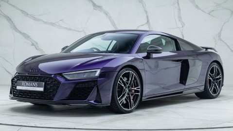 Audi R8 V10 PERFORMANCE CARBON BLACK 