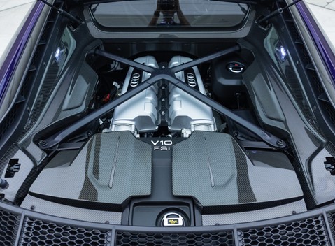 Audi R8 V10 PERFORMANCE CARBON BLACK 40