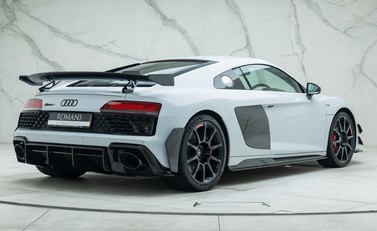 Audi R8 GT RWD 3