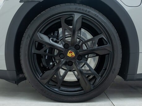 Porsche Taycan 4S CROSS TURISMO