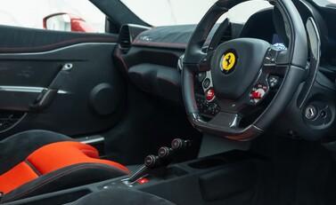 Ferrari 458 SPECIALE 13