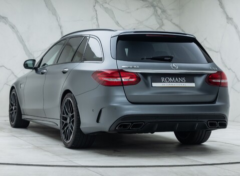 Mercedes-Benz C63 AMG PREMIUM Estate 7