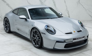 Porsche 911 GT3 TOURING (992) 8