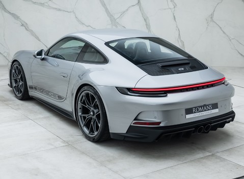 Porsche 911 GT3 TOURING (992) 9