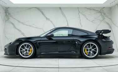 Porsche 911 GT3 (992) 2