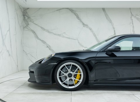 Porsche 911 GT3 (992) 35