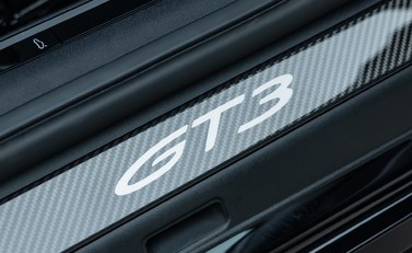 Porsche 911 GT3 (992) 25