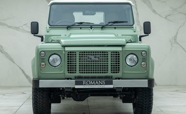 Land Rover Defender 90 HERITAGE HARD TOP 4