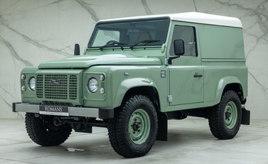 Land Rover Defender 90 HERITAGE HARD TOP 1