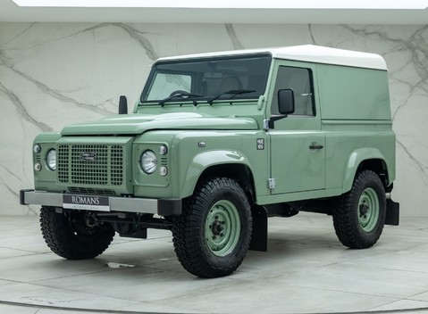 Land Rover Defender 90 HERITAGE HARD TOP 1