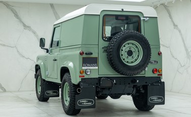 Land Rover Defender 90 HERITAGE HARD TOP 7