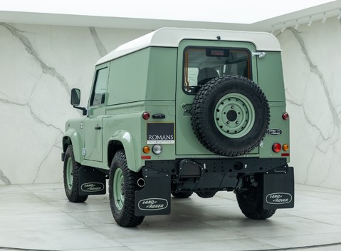 Land Rover Defender 90 HERITAGE HARD TOP 7