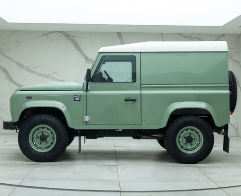 Land Rover Defender 90 HERITAGE HARD TOP 