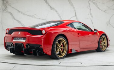 Ferrari 458 Speciale 7