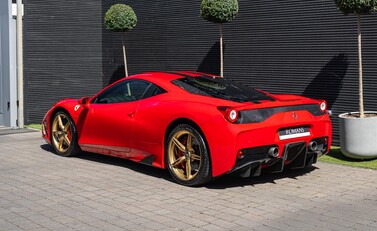 Ferrari 458 Speciale 5