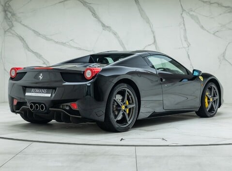 Ferrari 458 SPIDER 5