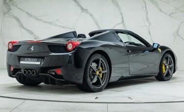 Ferrari 458 SPIDER 6