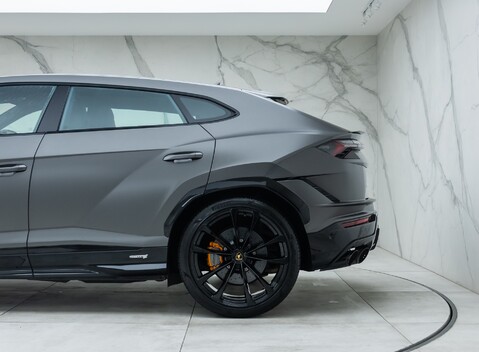 Lamborghini Urus S 34