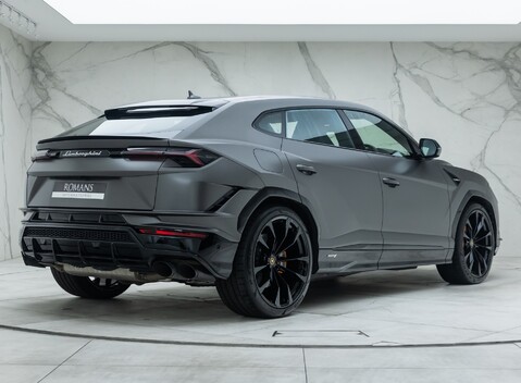 Lamborghini Urus S 3