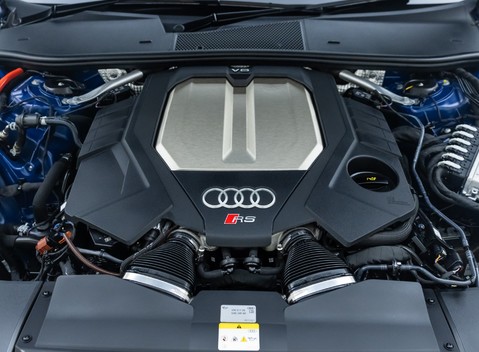 Audi RS6 AVANT PERFORMANCE CARBON VORSPRUNG 47