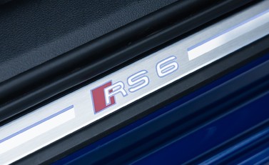 Audi RS6 AVANT PERFORMANCE CARBON VORSPRUNG 29