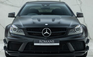 Mercedes-Benz C63 AMG Black Series 7