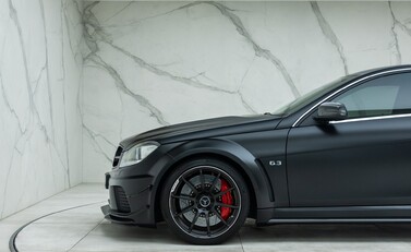 Mercedes-Benz C63 AMG Black Series 40