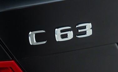 Mercedes-Benz C63 AMG Black Series 42