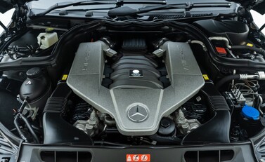 Mercedes-Benz C63 AMG Black Series 46