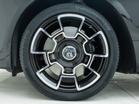 Rolls-Royce Wraith BLACK BADGE