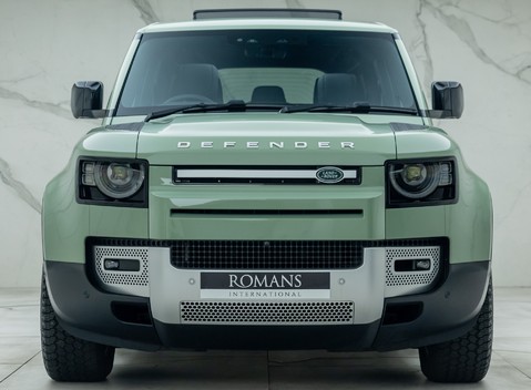 Land Rover Defender 110 D300 75TH LIMITED EDITION 4