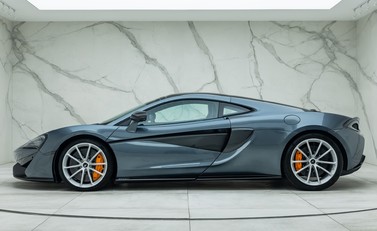 McLaren 570 GT 5