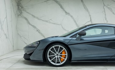 McLaren 570 GT 36