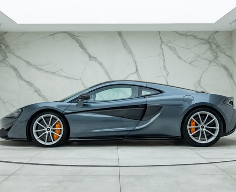 McLaren 570 GT 