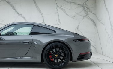 Porsche 911 CARRERA S (992) 29